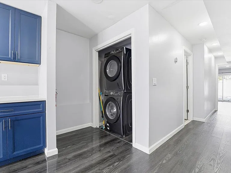 225 Freeman Ave #1 — Photo 5
