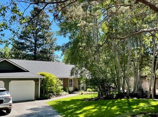61580 Range Pl, Bend, OR 97702