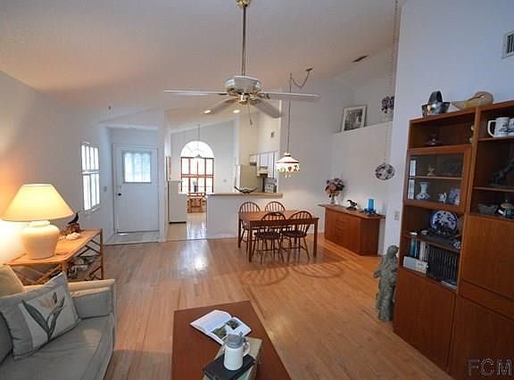 3rd image of 9 Avalon Ln