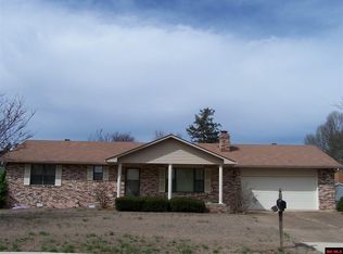 1916 Fuller St, Mountain Home, AR 72653