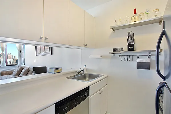 Sold by Corcoran | media 2