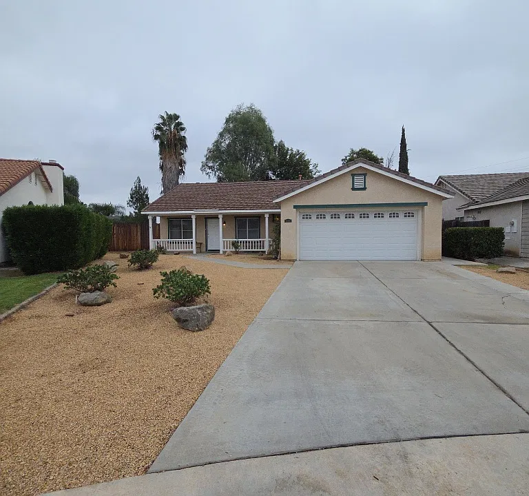 29970 Oakbridge Dr