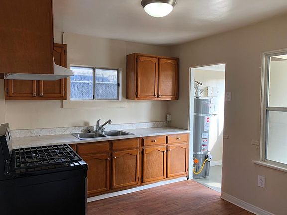 2nd image of 1169 Rosalind Ave