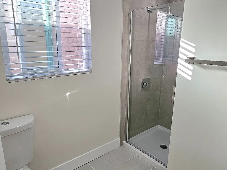 14689 Moon Crest Ln #C — Photo 16