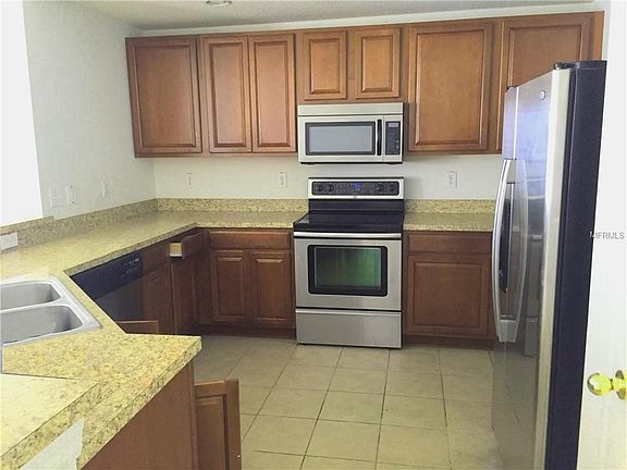 2nd image of 6961 Hawthorne Trace Ln