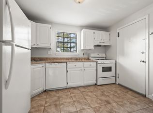 93 Sycamore Ln #E-5, Manchester, CT 06040