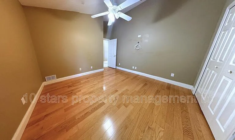 442 Knight Dr — Photo 29
