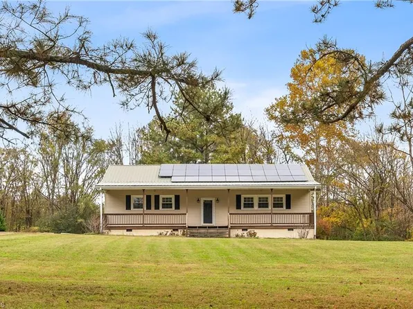 2941 S Main St, Goldston, NC 27252