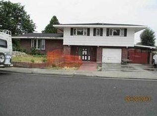 1707 W Henry St, Pasco, WA 99301