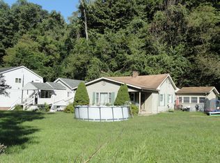 3033 Walton Rd, Finleyville, PA 15332