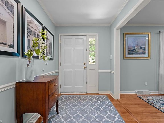 4th image of 4305 Penton Pl