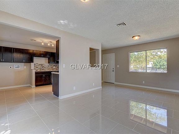 2nd image of 1905 Leona St