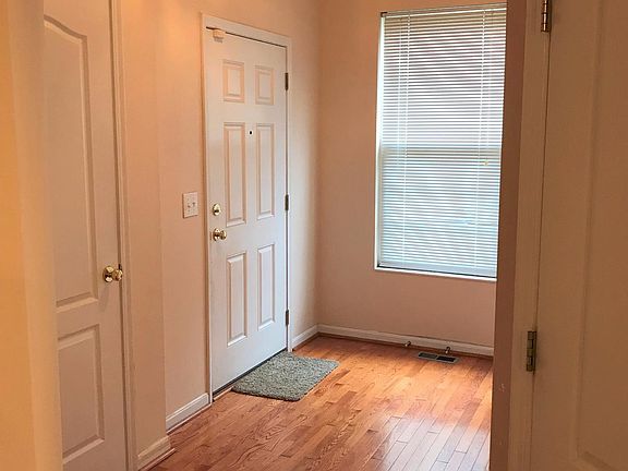 2nd image of 5376 Scarletoak Dr