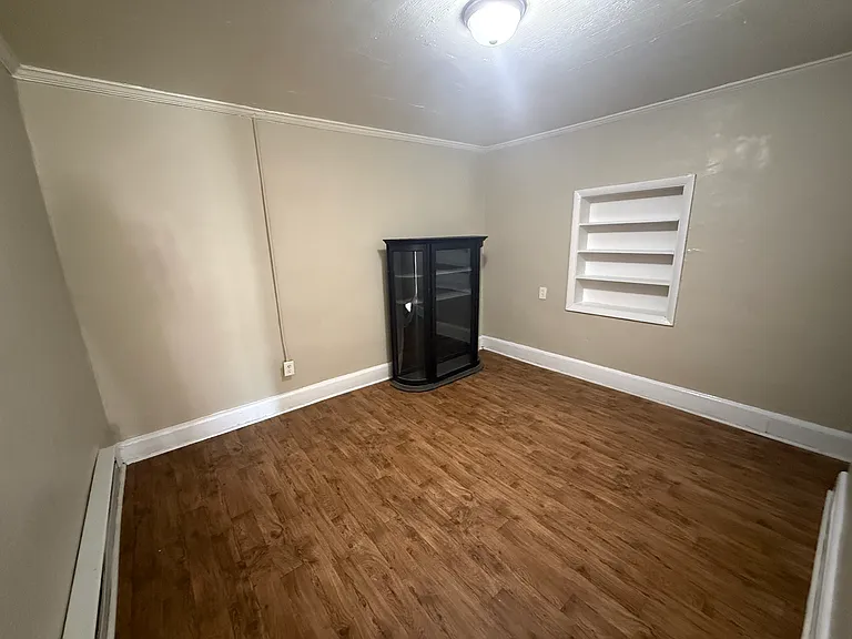 110 Mercer St #5 — Photo 8