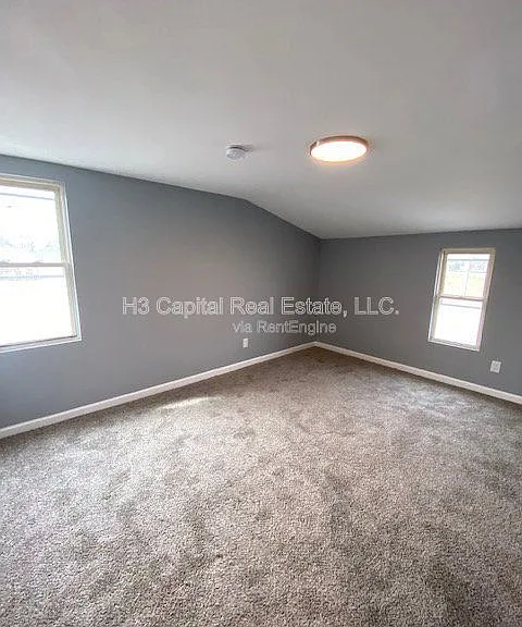 408 W Clay St — Photo 17