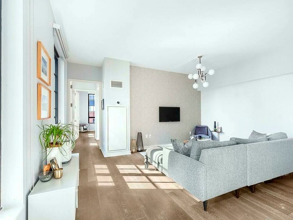 1st image of 205 Water St APT 6N