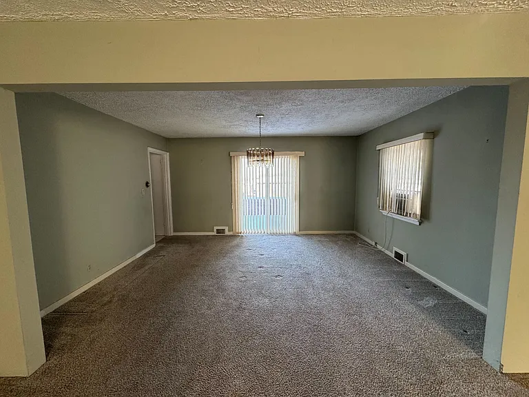 535 Roff Ave #1 — Photo 8