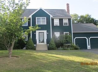 1 Maura Elizabeth Ln, Foxboro, MA 02035