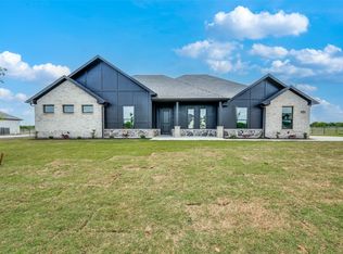 8440 Kassandra Dr, Krum, TX 76249