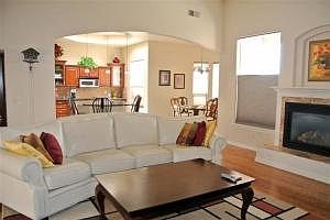 4th image of 8215 Grape Vine Ct NE
