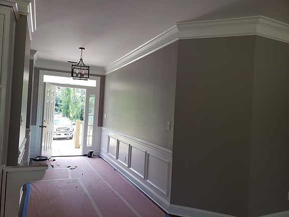 5th image of 558 Creekside Dr