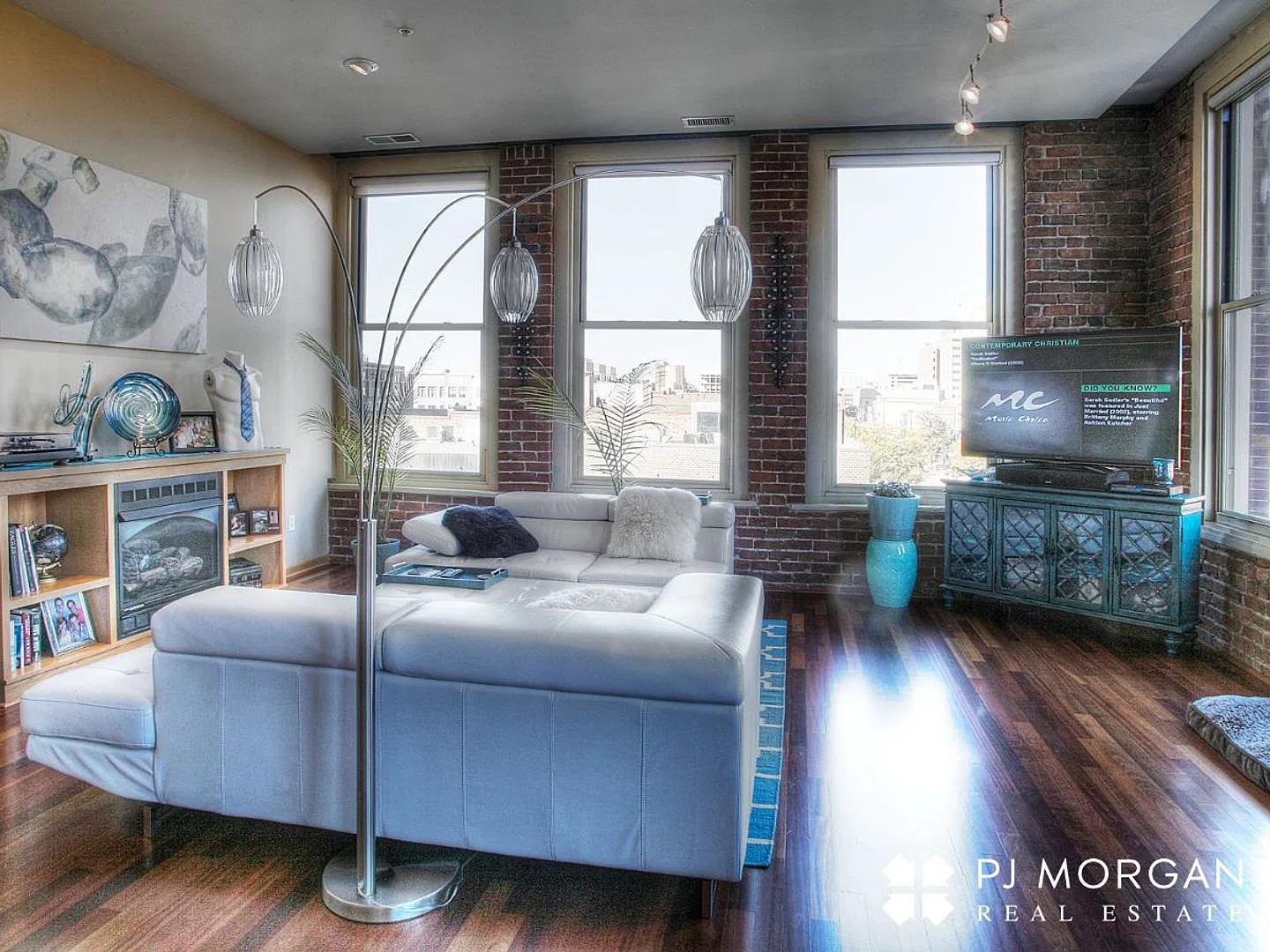The Mayfair — Photo 3