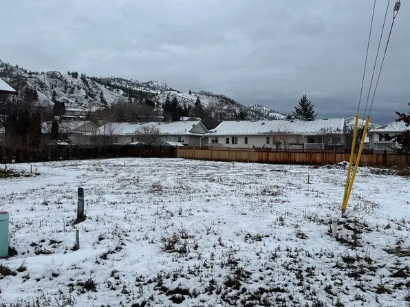 2604 Elston Dr, Kamloops, BC V2B 6X2