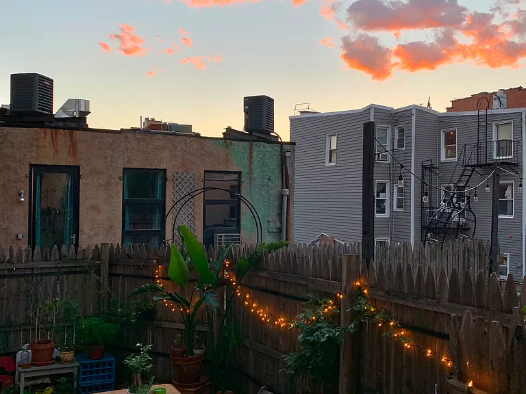 294 Graham Ave #2L — Photo 7