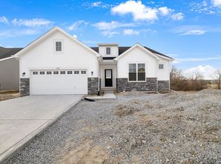 4351 Riverwood Rd, Valparaiso, IN 46385