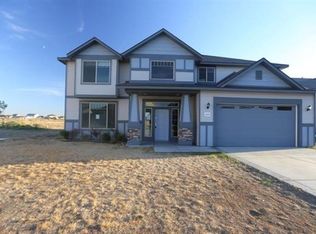 4410 NW Commons Dr, Pasco, WA 99301