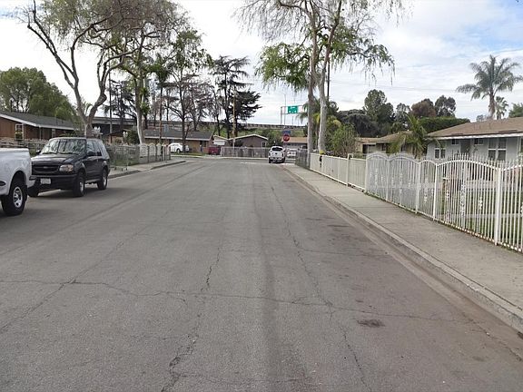 4th image of 2375 Belinda Ave