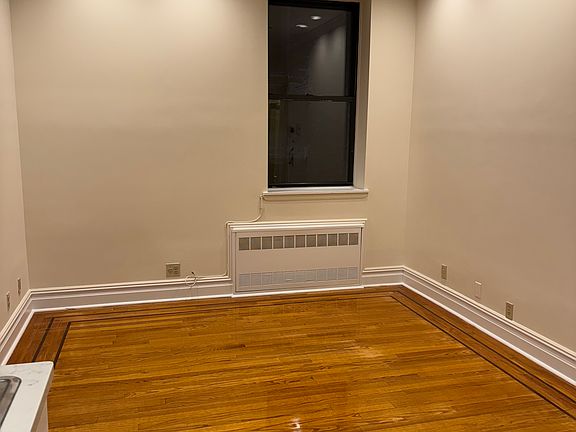 3rd image of 513 E 83rd St APT 2R