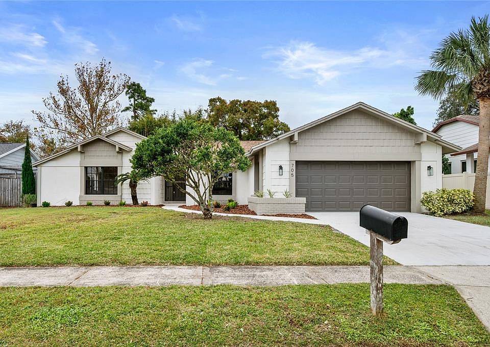 1st image of 705 Boysenberry Ct