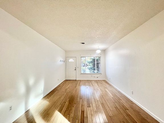 2nd image of 5416 Olympic Way