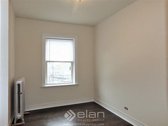3rd image of 6916 N Lakewood Ave APT 312