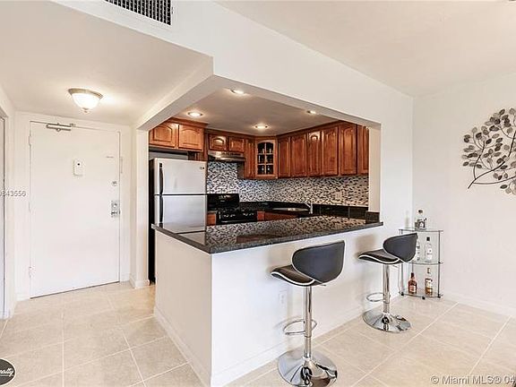 2nd image of 2175 NE 170th St APT 310