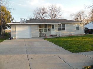 201 Saint Charles St, Rapid City, SD 57701