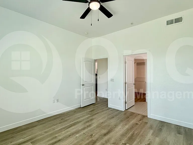 9160 N 67th Ave #226 — Photo 25