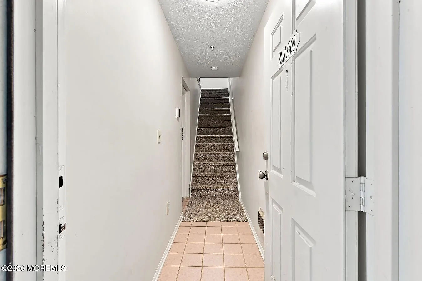 2 bed, 1.5 bath, 1409 sqft, $2,600 — Photo 2