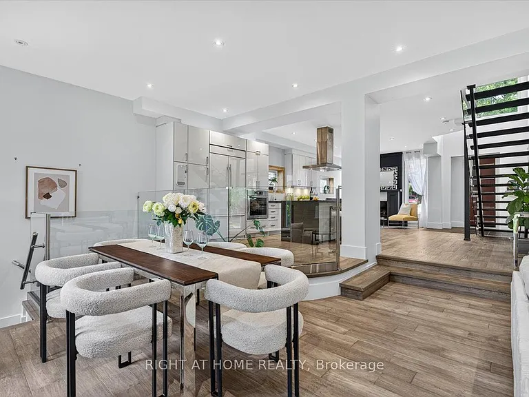 64 Larwood Blvd — Photo 16