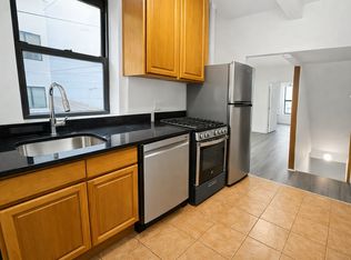 501 Saint Johns Pl APT 1R, Brooklyn, NY 11238