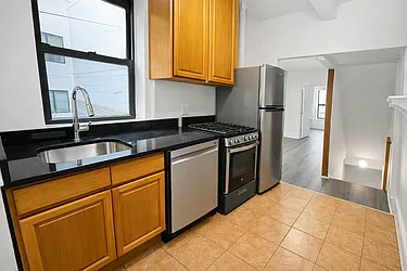 501 Saint John's Place, #1R