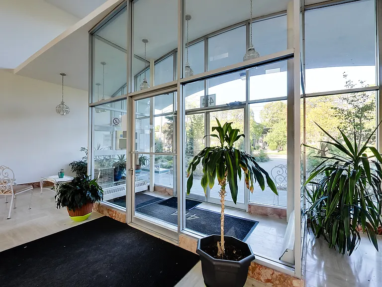 414 Willowdale Ave #112 — Photo 56