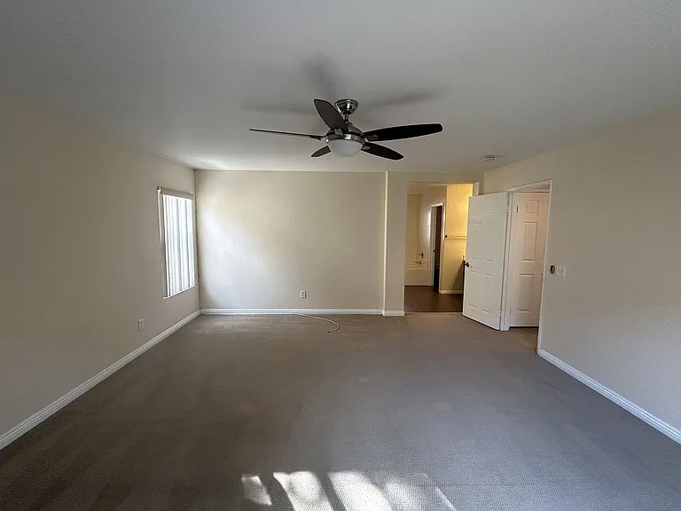 16391 Misty Hill Dr — Photo 17