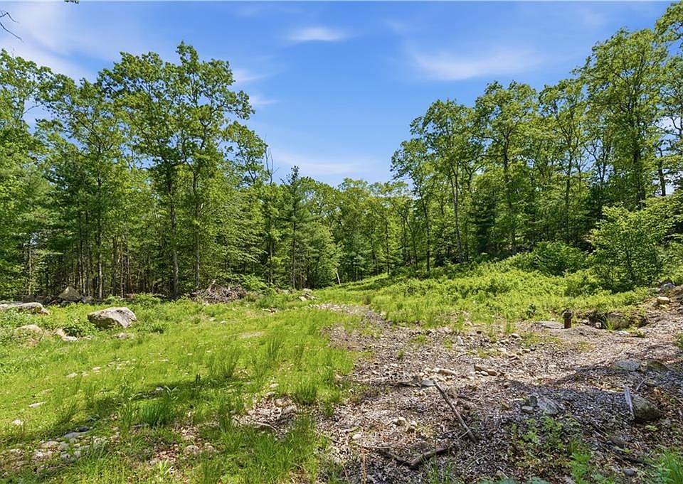 2nd image of 234 John Potter Rd