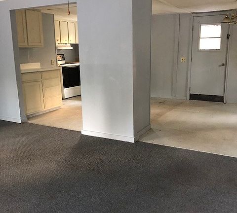5th image of 6729 Donald Dr