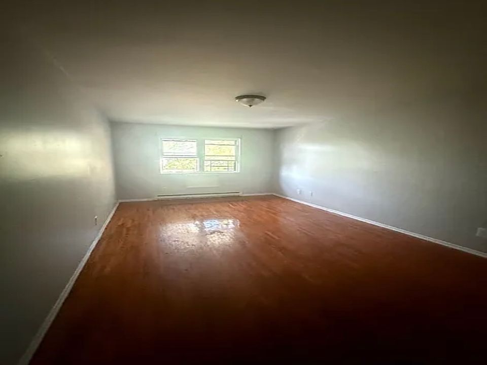 2nd image of 130 N Walnut St APT 16