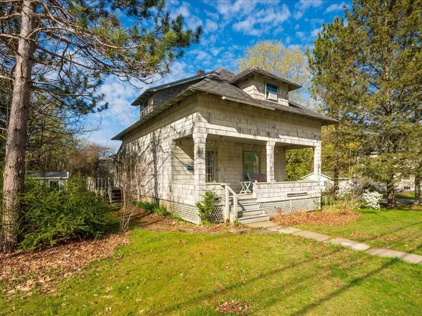 106 Washington Street, Camden, ME 04843