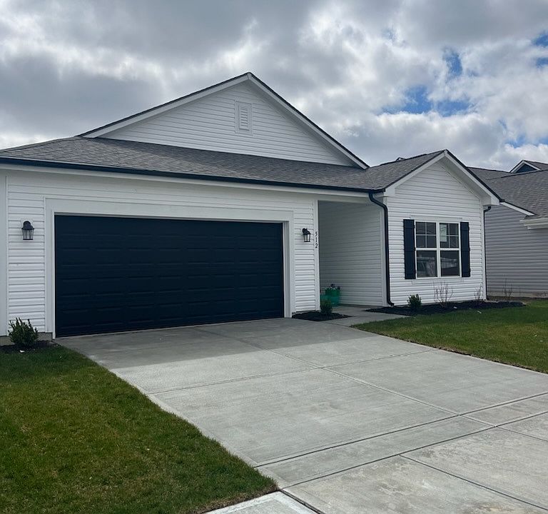 2nd image of 512 Redvine Dr