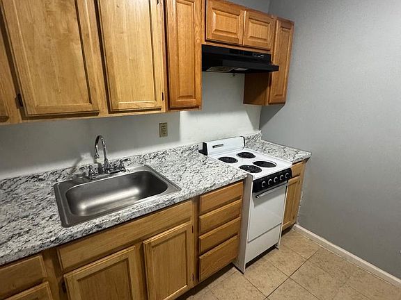 4th image of 3034 Frankford Ave